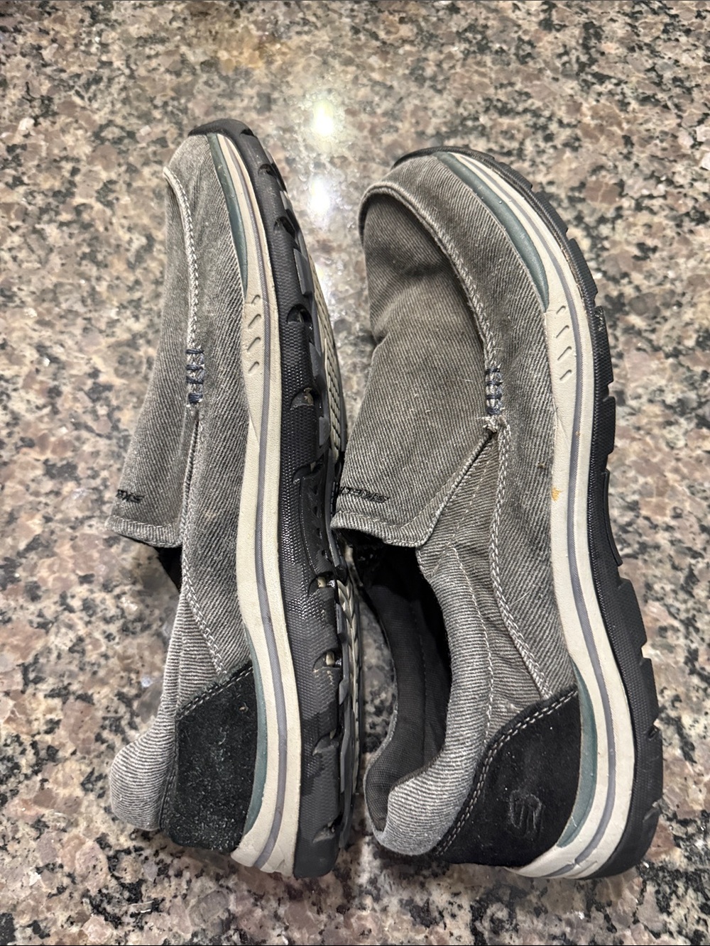 Skechers Men’s Relaxed Fit Casual Gray Slip-On Loafers sz 11 - Picture 7 of 8